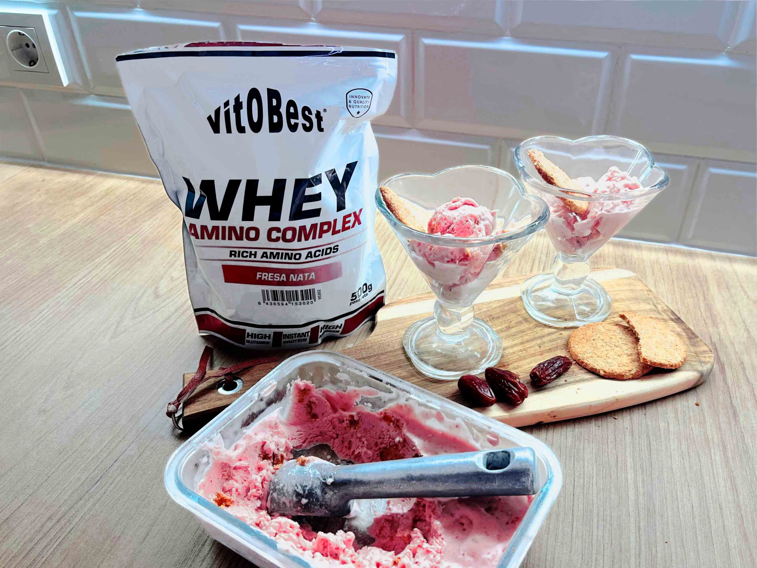 Helado cheesecake de fresa